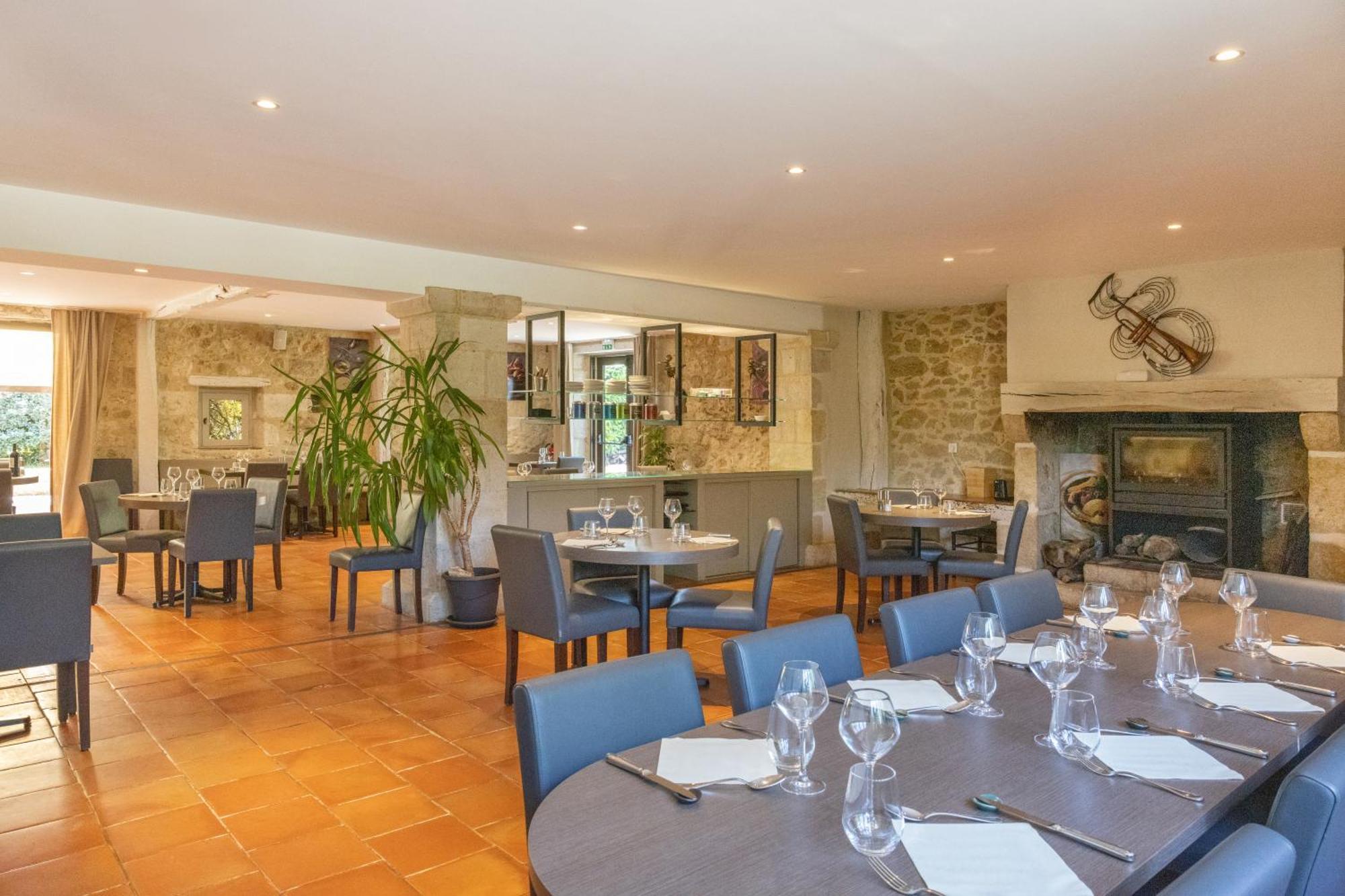 Maignaut Logis Hotel La Ferme De Flaran מראה חיצוני תמונה