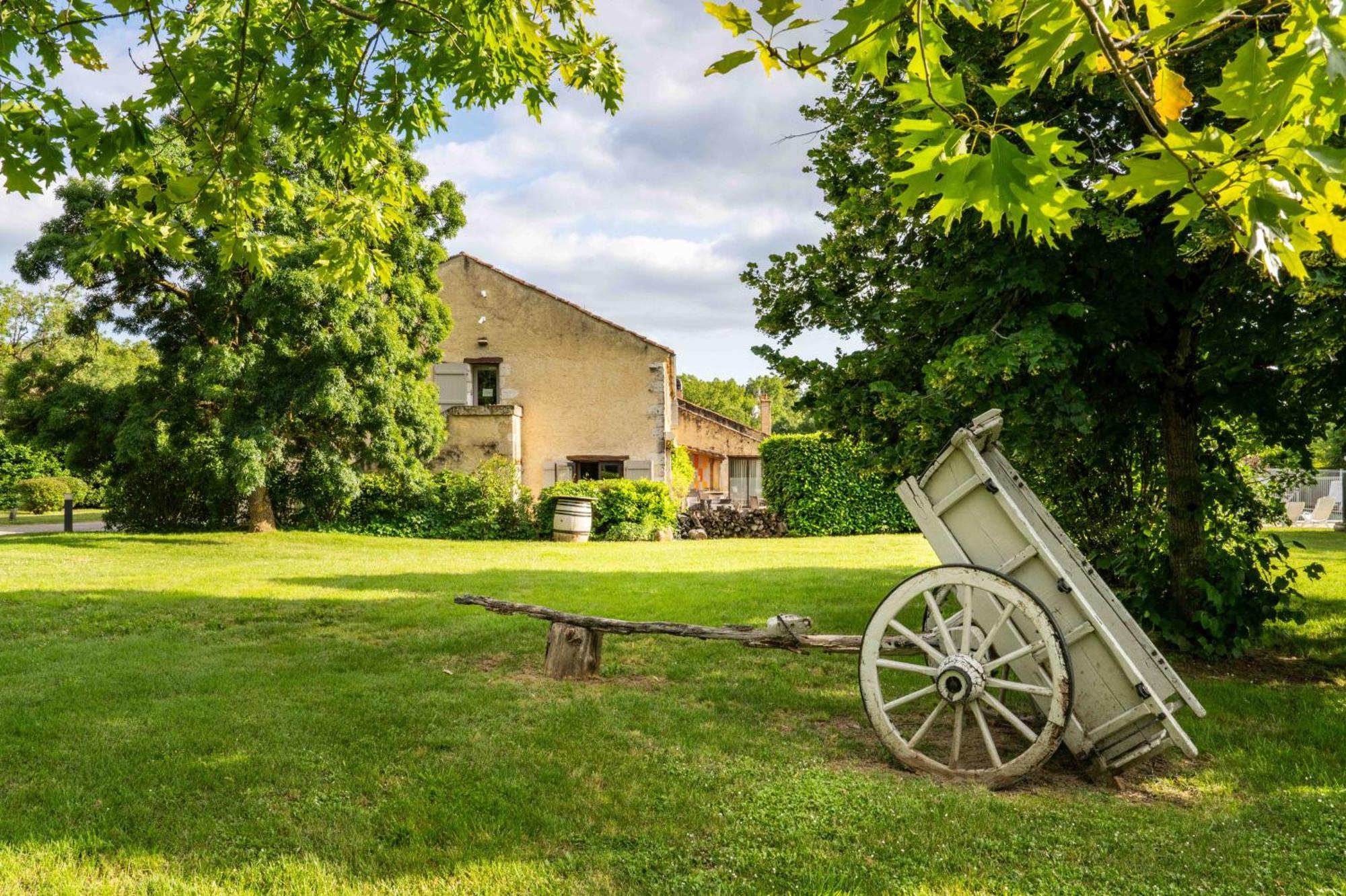 Maignaut Logis Hotel La Ferme De Flaran מראה חיצוני תמונה