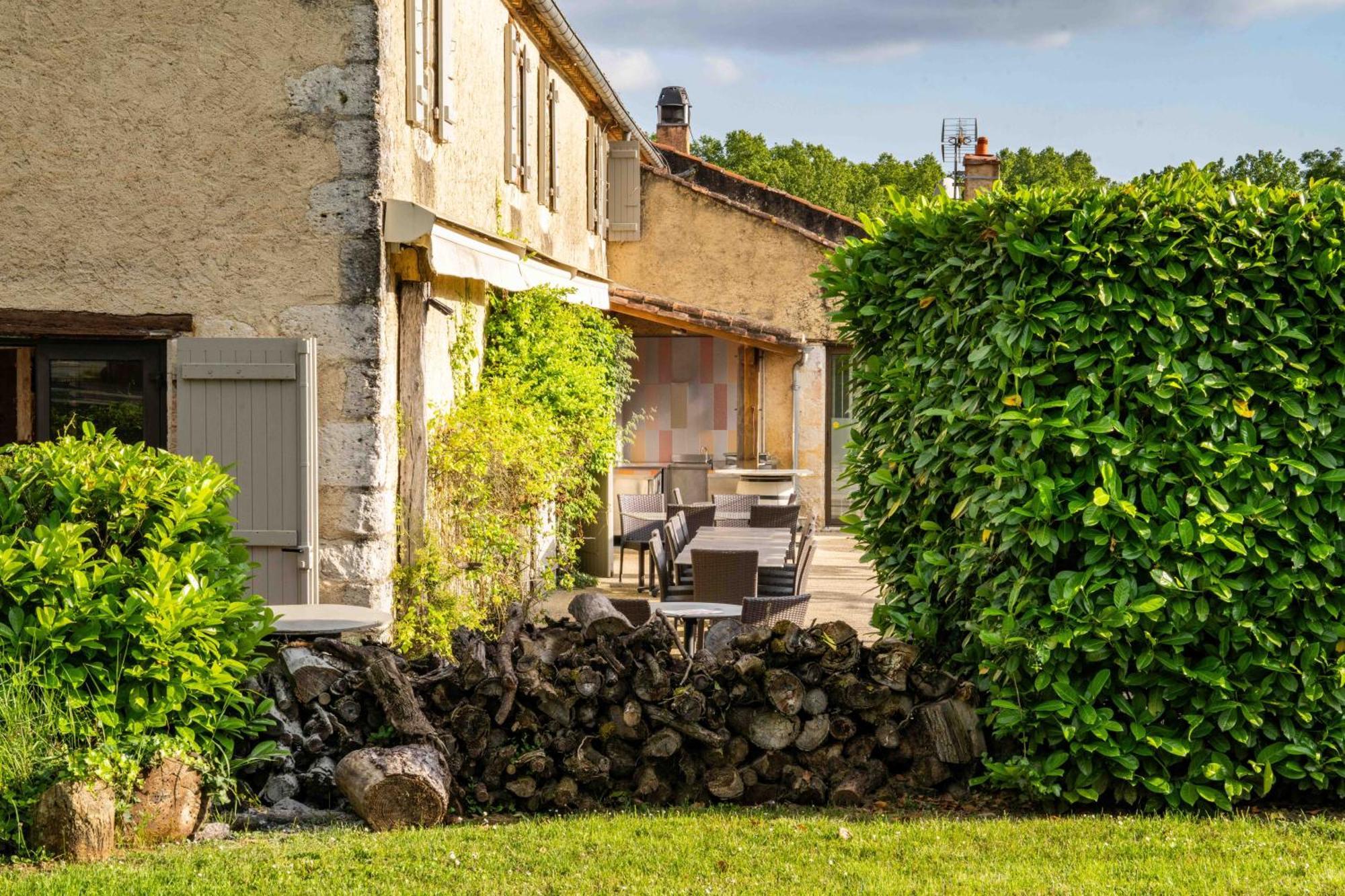 Maignaut Logis Hotel La Ferme De Flaran מראה חיצוני תמונה