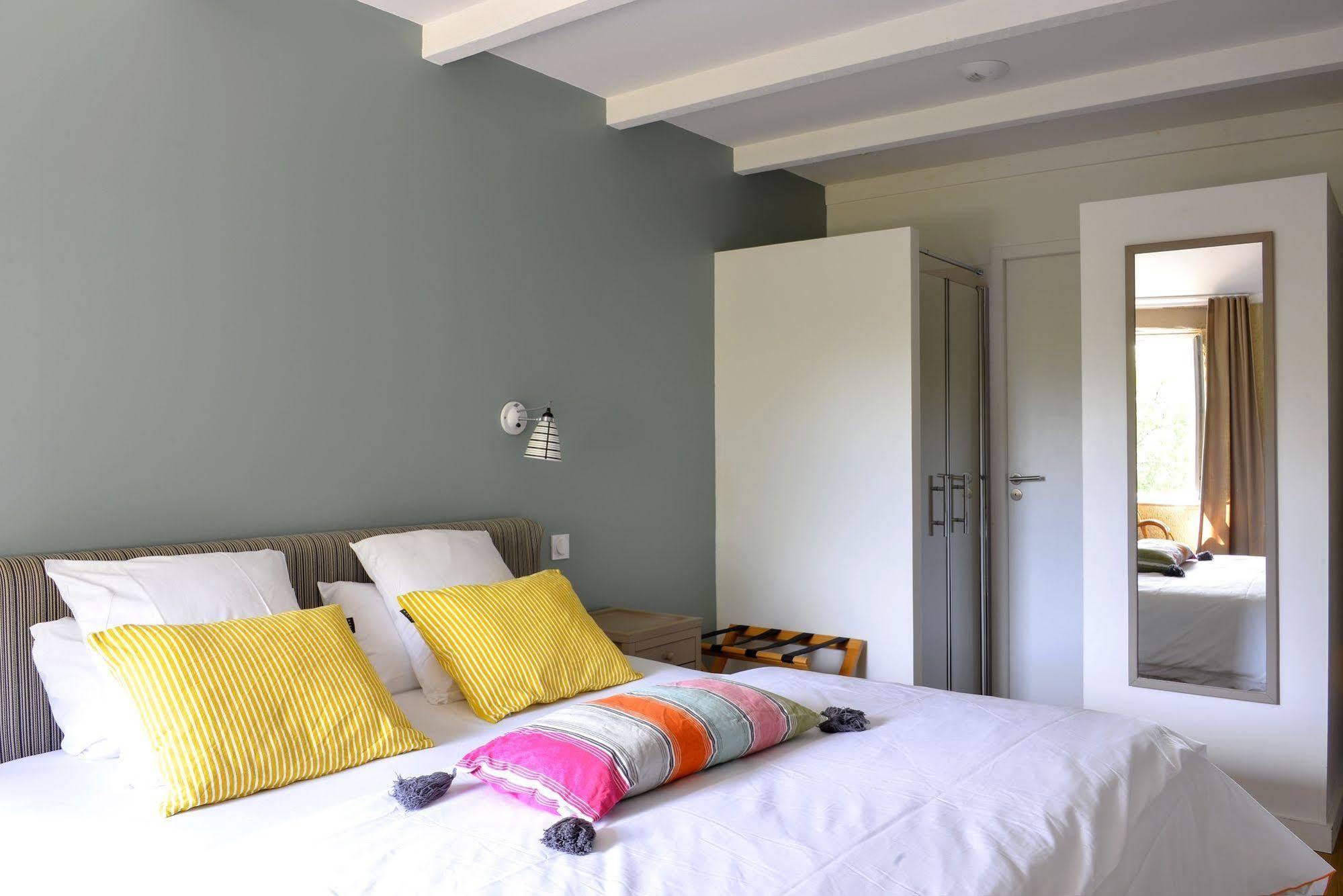 Maignaut Logis Hotel La Ferme De Flaran מראה חיצוני תמונה